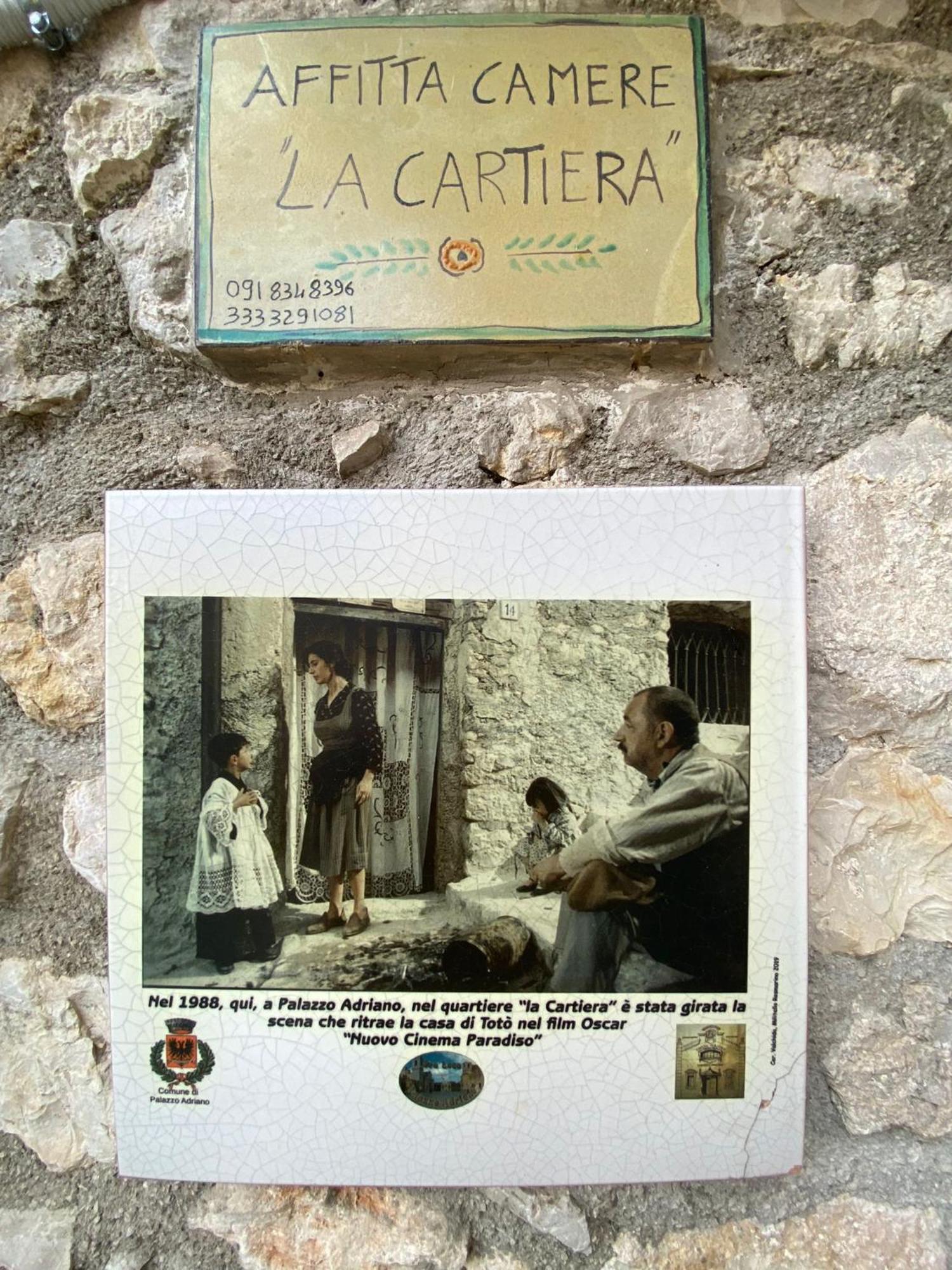 Affittacamere La Cartiera Palazzo Adriano المظهر الخارجي الصورة